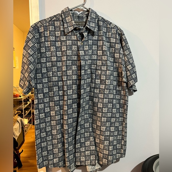Short sleeve button up | size L - Picture 3 of 4